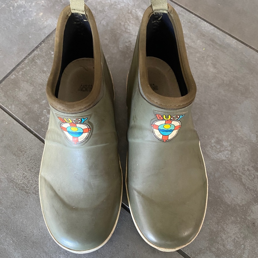 Buoy kids ankle boots size 5